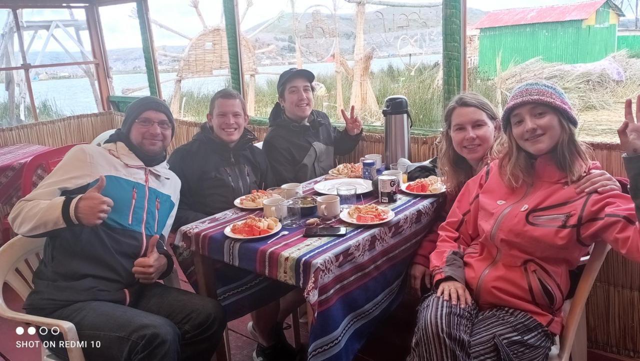 Uros Lodge Lover Titiqaqa Puno Eksteriør bilde