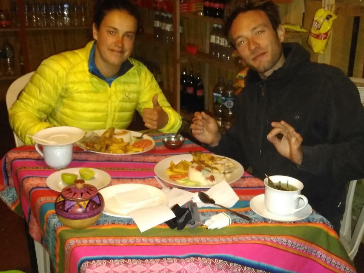 Uros Lodge Lover Titiqaqa Puno Eksteriør bilde