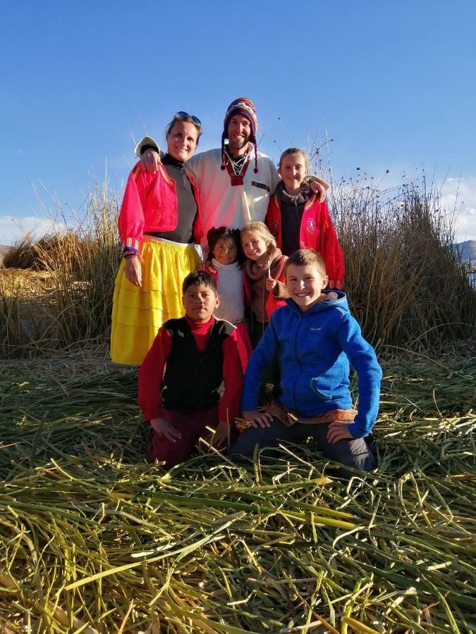 Uros Lodge Lover Titiqaqa Puno Eksteriør bilde