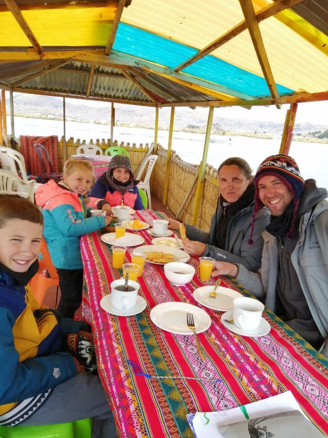 Uros Lodge Lover Titiqaqa Puno Eksteriør bilde