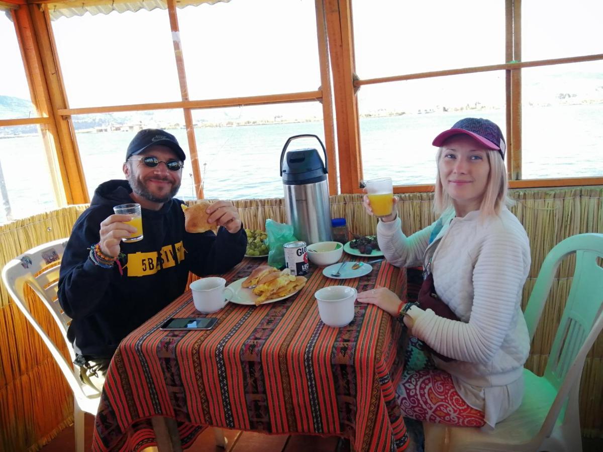Uros Lodge Lover Titiqaqa Puno Eksteriør bilde