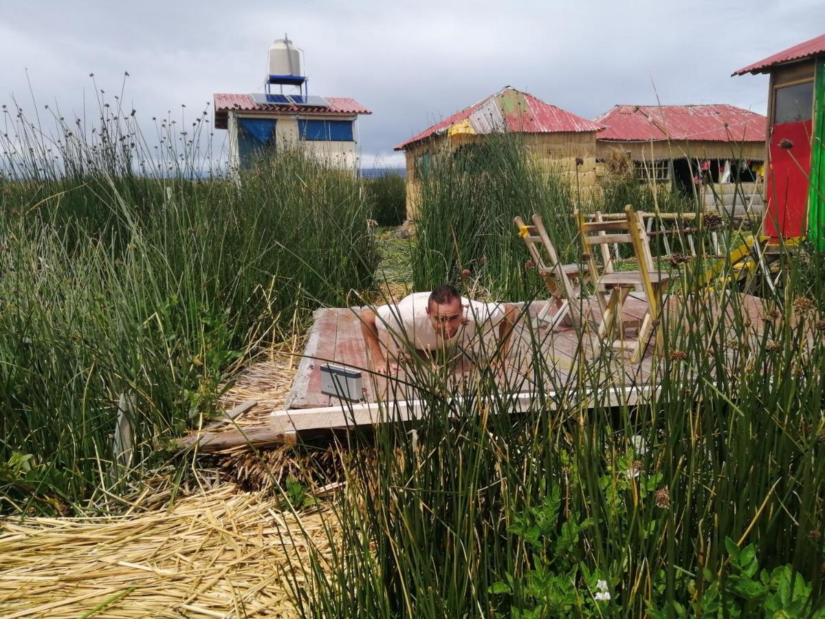 Uros Lodge Lover Titiqaqa Puno Eksteriør bilde